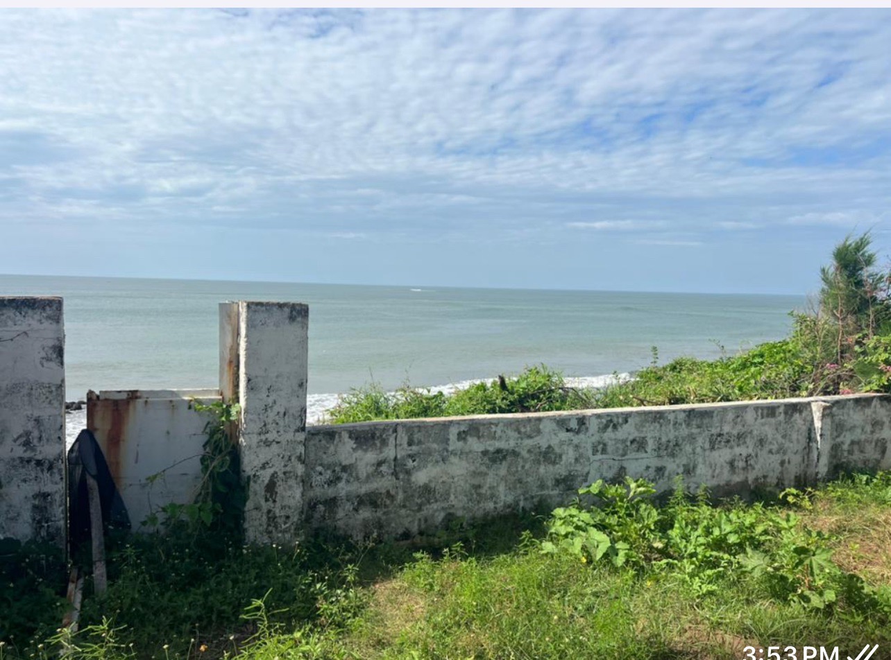 Exclusivity and luxury sea front plot of land at Cape Point in Bakau for sale